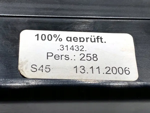 Suporte de Bebidas BMW E61 04-10 Esquerdo OEM LORK-361-17969 image 4