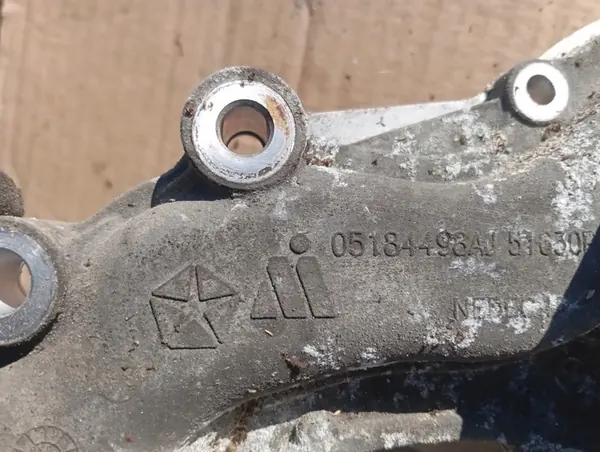 Vattenpump DODGE CHARGER 3.6L OEM 05184498AI image 4