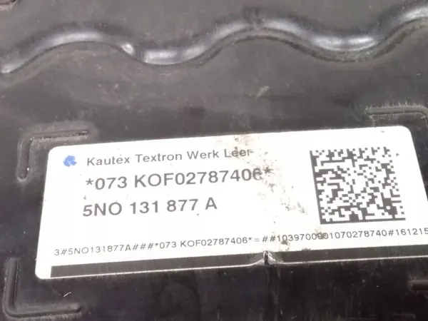 Bomba tanque AdBlue OEM 5Q0131969C - Usado image 8