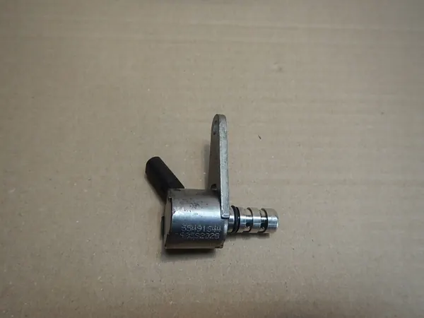 Öldrucksensor-Ventil OEM 55491644 Opel Astra K image 2