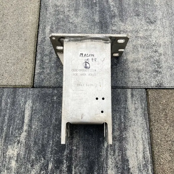 Vasen puristusalue Porsche Macan / Audi Q5 8R0807133A image 3