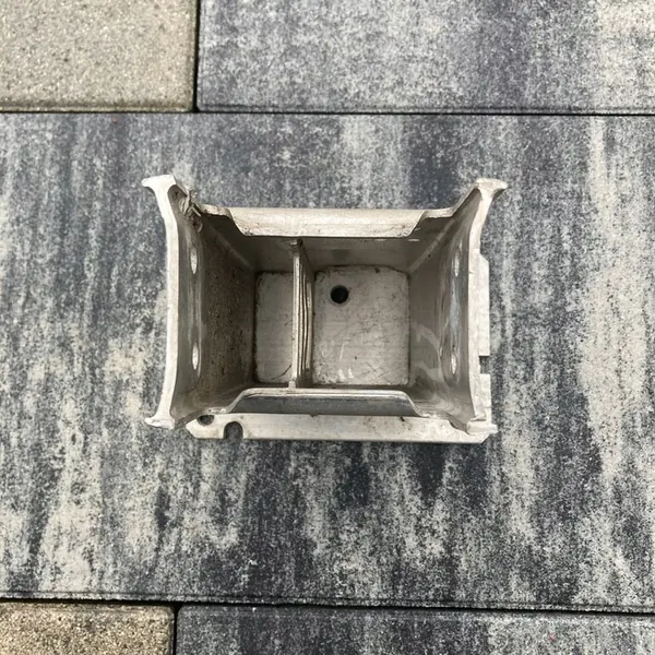 Vasen puristusalue Porsche Macan / Audi Q5 8R0807133A image 7