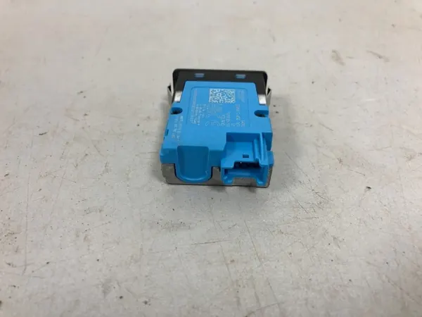 USB-aansluiting OEM 84105A84161 voor BMW i4 G26 2021- image 3