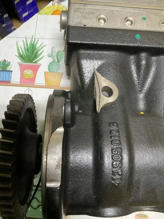 Compresseur d'air OEM 4129050126 pour Renault DXi image 3
