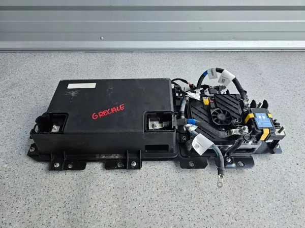 Batterie onduleur Maserati Grecale 2.0 HYBRID OEM image 2