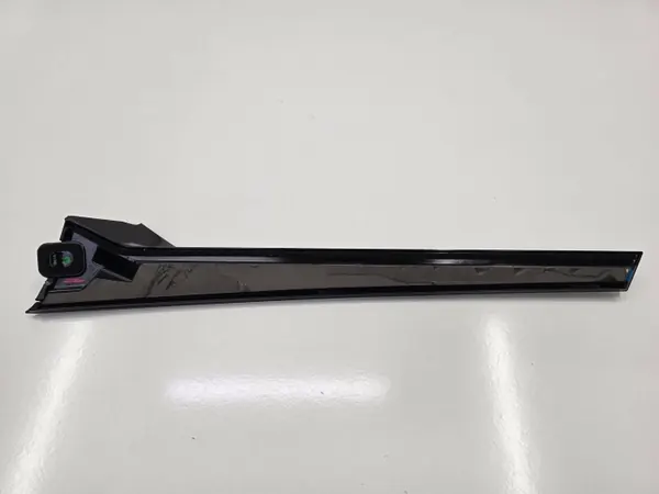 Spoiler lateral Audi Q8 OEM 4M8854872C lado direito image 7