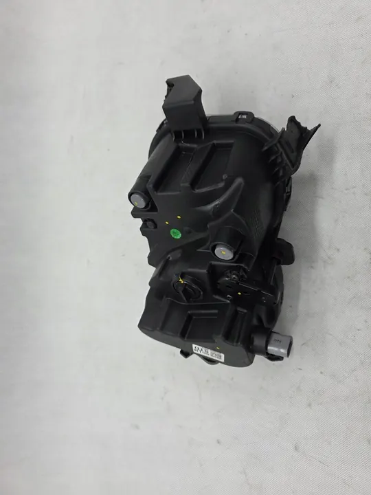 KIA SPORTAGE V 2021+ Farol de neblina LED direito 92201-R2000 image 7