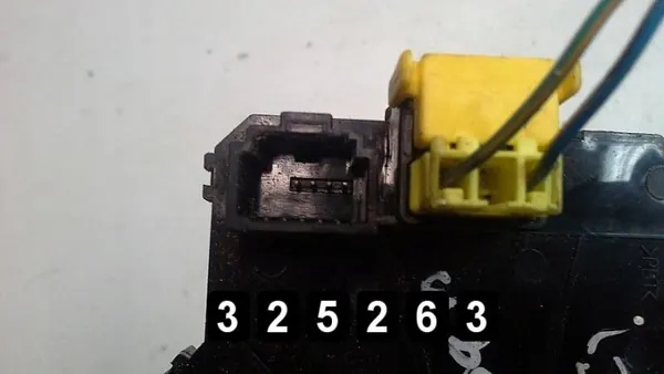 OEM AM-325263 liukurengas Kia Rio 2009 image 3