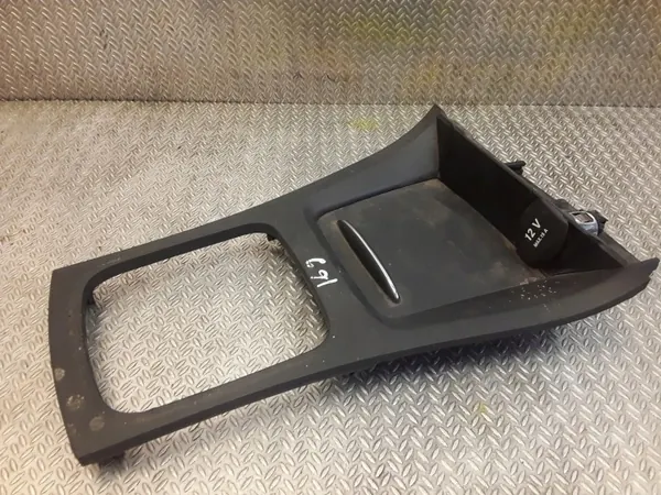 Mercedes-Benz versnellingspookframe OEM 1696802107 image 2