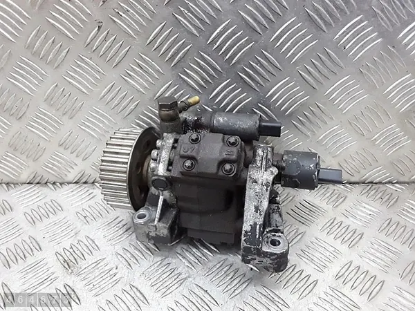 Brandstofpomp Renault Scenic 2007 1500dci OEM 8200663258 image 3