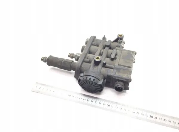 22042210 Volvo ECAS-Ventil - Gebrauchtes OEM-Teil image 2