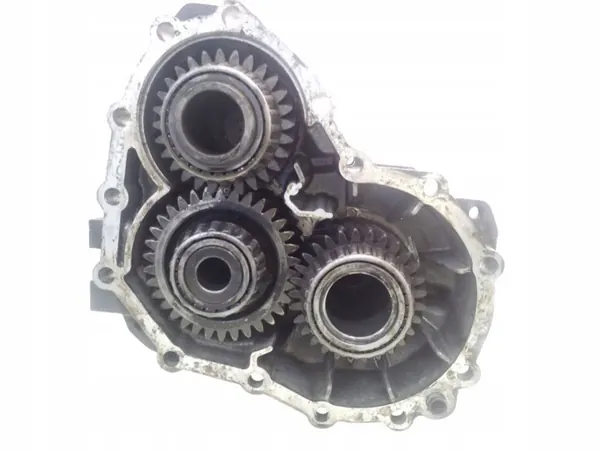 Audi A6 C5 Verteilergetriebe OEM 1058436075 image 3