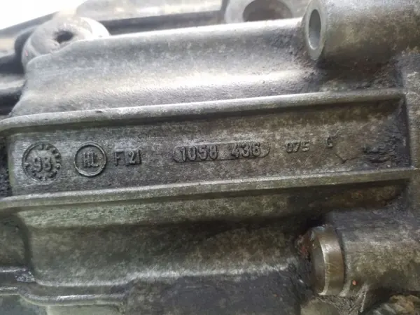 Audi A6 C5 Verteilergetriebe OEM 1058436075 image 5