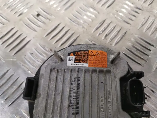 Subaru Xenon-viritin OEM FBZ4900 - Käytetty image 3
