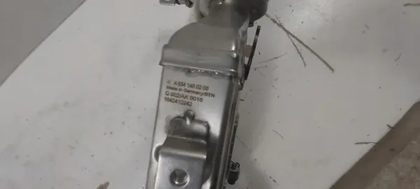 ENFRIADOR EGR MERCEDES E-KLASA W213 A6541400200 image 4