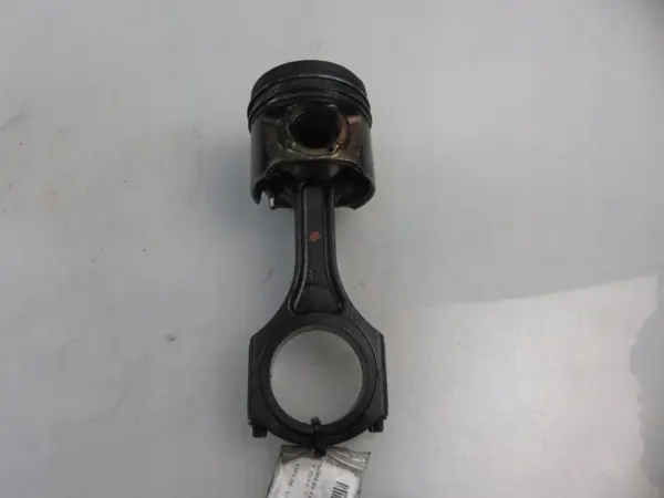 Biela Mercedes-Benz OEM 65100 - Pieza usada image 2