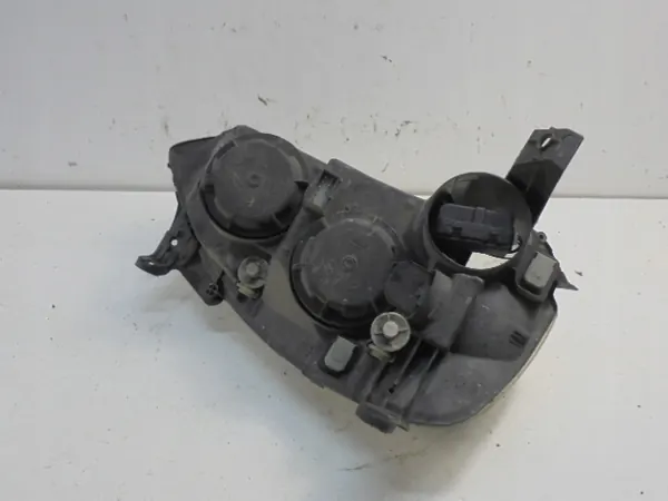 Refletor de farol esquerdo OPEL CORSA C image 2