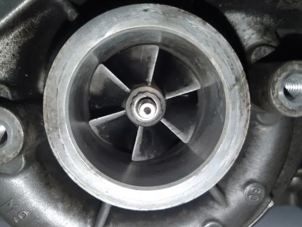 Turbo Ford Mondeo MK4 OEM 9662464980 - Usado image 8