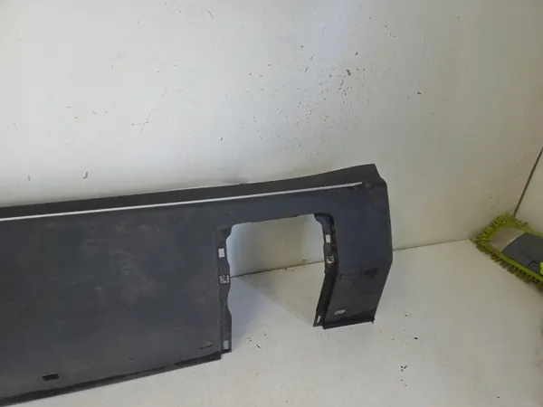 Protège-bas droit OEM A2936980200 Mercedes image 8