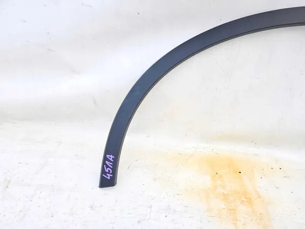 Acabamento de para-lama dianteiro esquerdo Volvo XC40 C40 2022-> OEM 32409194 image 2