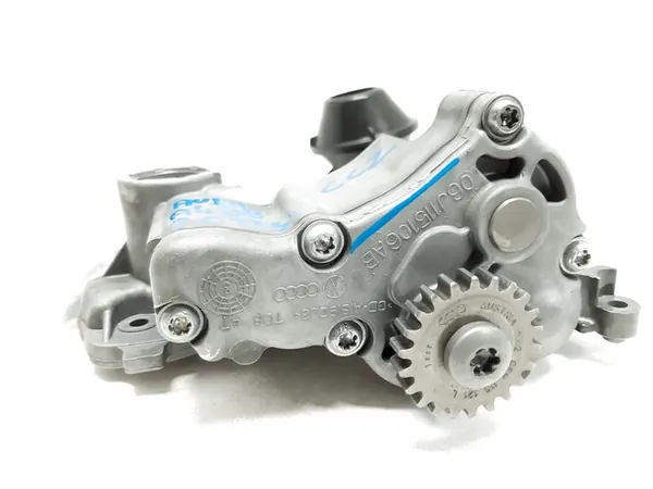 Oljepump AUDI A4 B8 2.0 TFSI 06J115106AB image 3