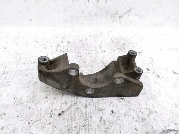 Ohjauspumpun kiinnike OEM 05184594AE Chryslerille image 2