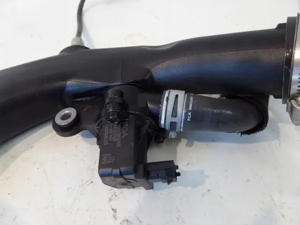 Alfa Romeo Giulia Turborohr OEM 05281937AC image 4