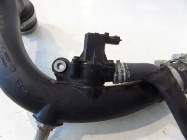 Alfa Romeo Giulia Turborohr OEM 05281937AC image 8