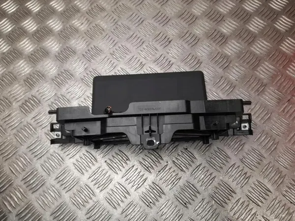 Audi A4 Avant navigatiescherm OEM 8W1919605 image 4