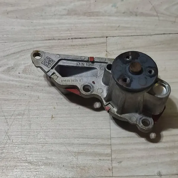 Waterpomp OEM 210100638R voor Dacia Jogger image 2