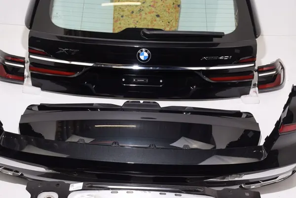 BMW X7 G07 LCI Takapään Osat Setti 475 image 7