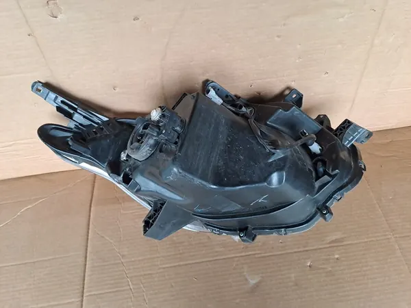 Faros Izquierdo Mitsubishi L200 2014+ OE image 3