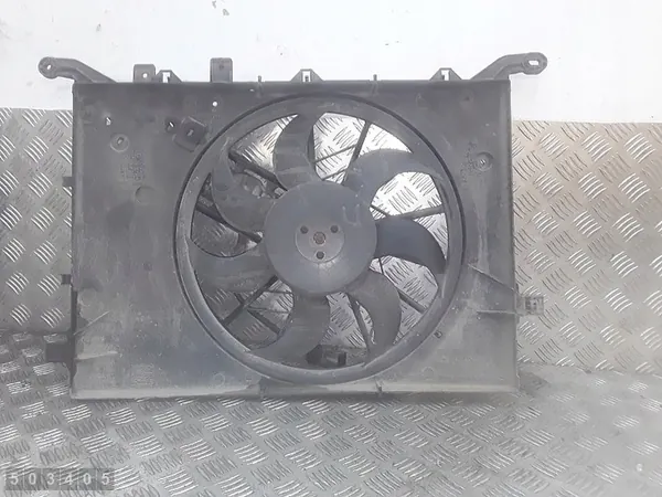 2001 Volvo V70 Kylarrubrik med kåpa 8649634 image 5