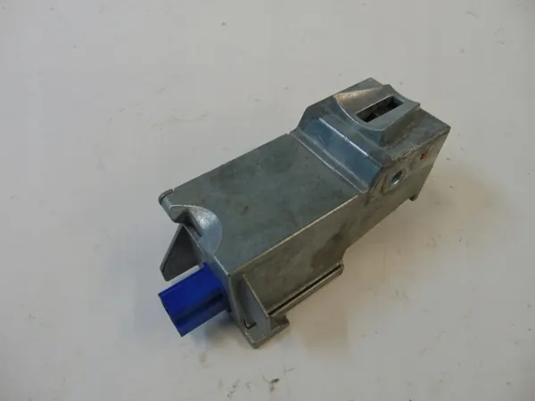 Ford Mustang VI Ohjauslukko OEM 8M513F880 image 3
