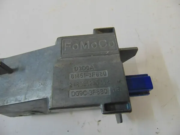 Ford Mustang VI Ohjauslukko OEM 8M513F880 image 4