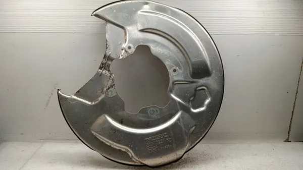 Volvo XC60 II Protetor de Freio 32217287 image 2