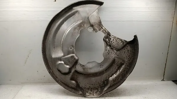 Volvo XC60 II Protetor de Freio 32217287 image 3