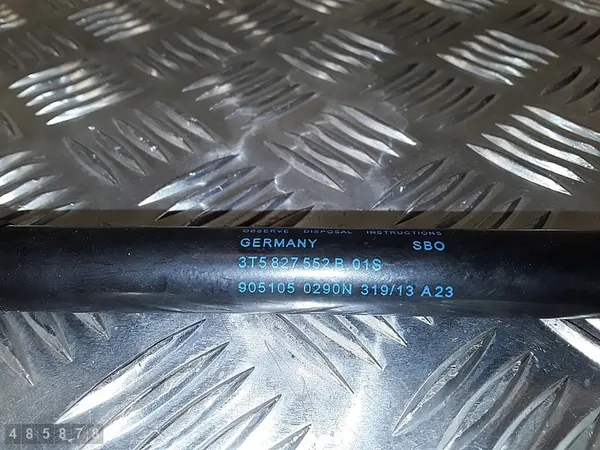 Support de coffre arrière Skoda Superb 2014 3T5827552B image 2