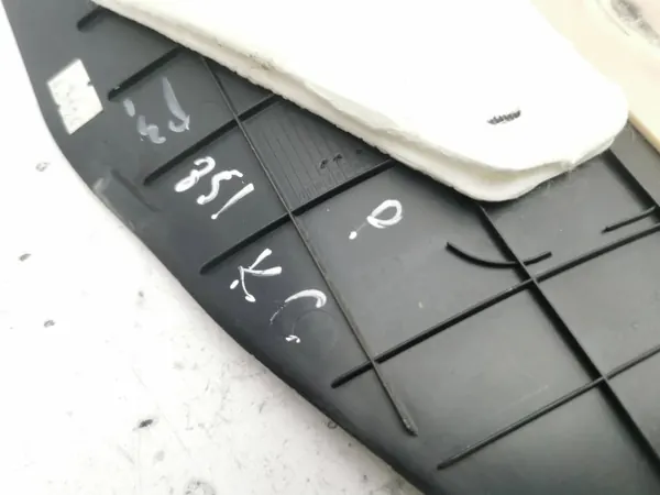 Hyundai Santa Fe 2013 Mittkonsolbeklädnad OEM 846812W900 image 4