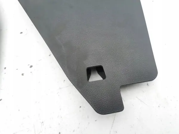 Hyundai Santa Fe 2013 Mittkonsolbeklädnad OEM 846812W900 image 5