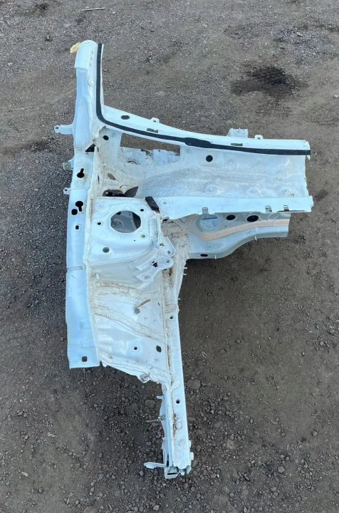 OEM CWIARTKALPW177 Para-lamas Dianteiro Esquerdo Mercedes image 3