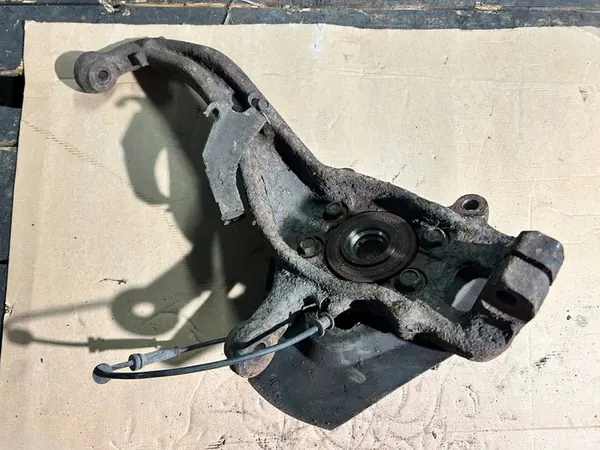 Snodo anteriore destro Nissan Navara D40 2.5 DCI OEM VHB305 image 5