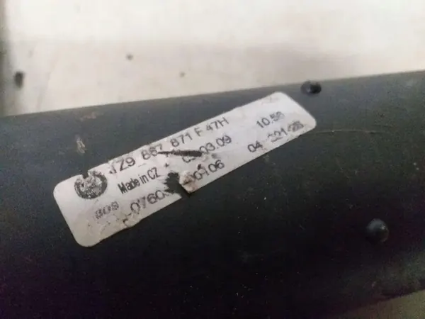 Rodillo de maletero Skoda OE OEM 1Z9867871F para Octavia I image 4