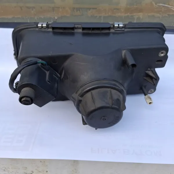 Volvo 850 Oikea Ajovalaisin 1991-1994 image 3