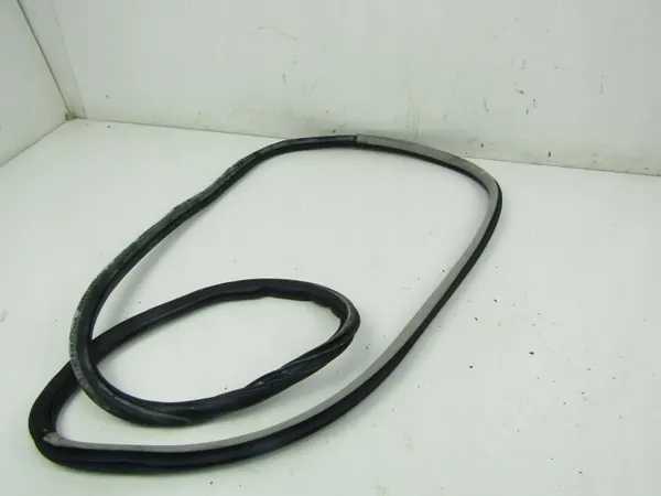 OEM AK-6-90536 etuovetulppa oikea VW Passatille image 3