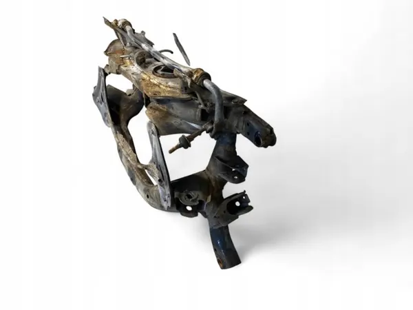 Lexus NX Hinterachsträger OEM UTO78209 - Gebraucht image 5