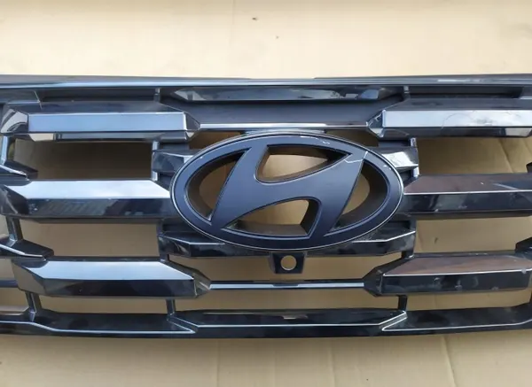Rejilla elevadora Hyundai Tucson IV OEM 86366-N7GA0 image 3