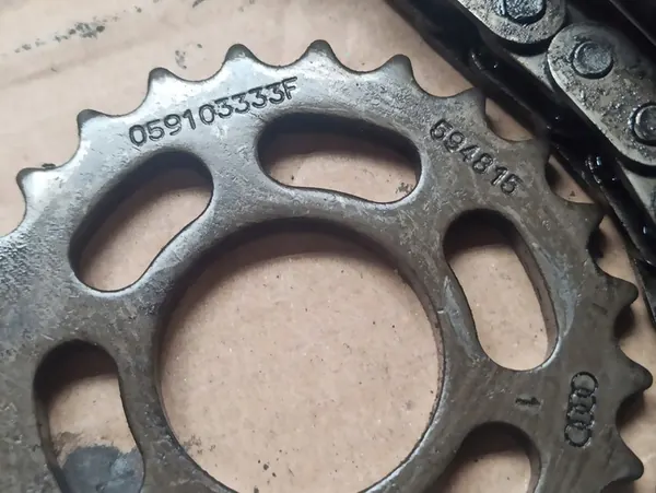 Timingkedjespännare 3.0 TDI V6 CRT Audi A4 A6 A7 image 8