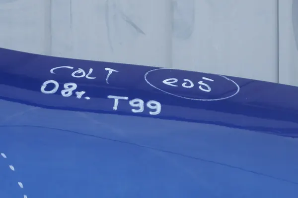 MITSUBISHI COLT Z36A Capô MN161899 image 2