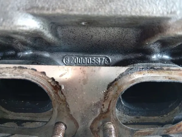 Culata Renault Espace IV 2.2 DCI 8200005876 image 4